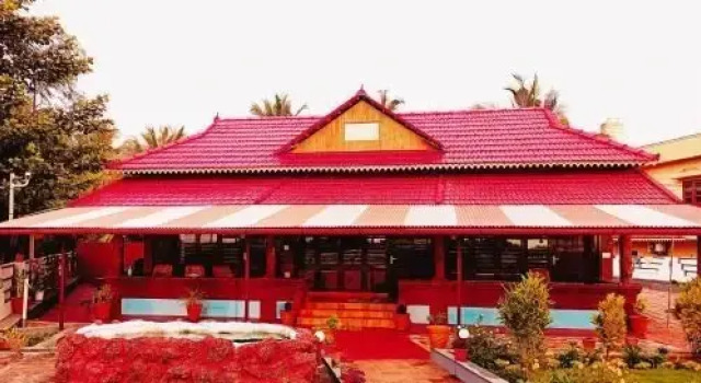 Kannur Beach Nest, Забронировать Апартаменты/квартира Отели штата Кералы с парковкой, Парковка
