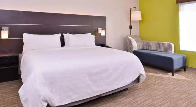 Номер Standard Holiday Inn Express & Suites Mall of America - MSP Airport by IHG