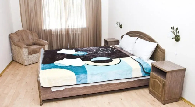 Hotel Barbaris, Buchen Sie Hotel Dniprovskyj Kiew