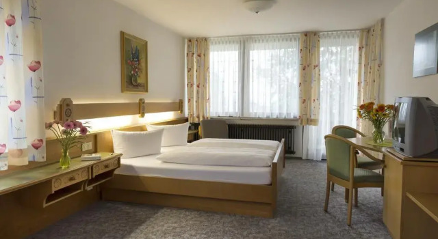 Hotel Dreisonnenberg, Varaa Hotelli Hotellit Baijeri pysäköinnillä, Pysäköinti