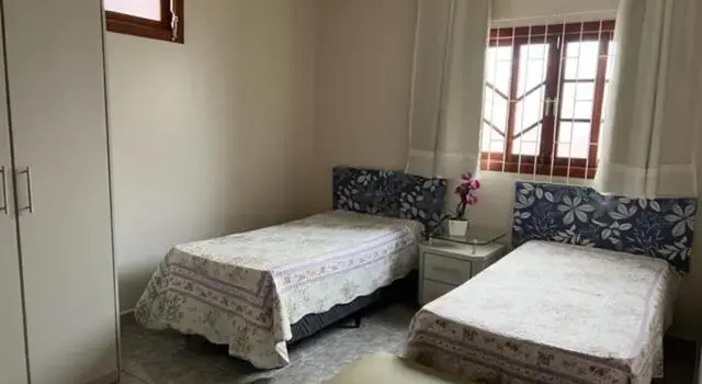 Apartamento Vera, Забронировать Отель Jurerê , рядом с Пляж Jurere