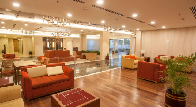 Dolphin Hotel