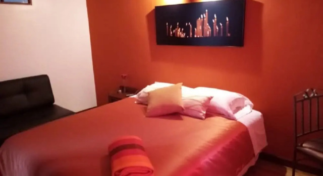 Номер Standard с балконом Hotel Casa Ecuatreasures Centro Historico