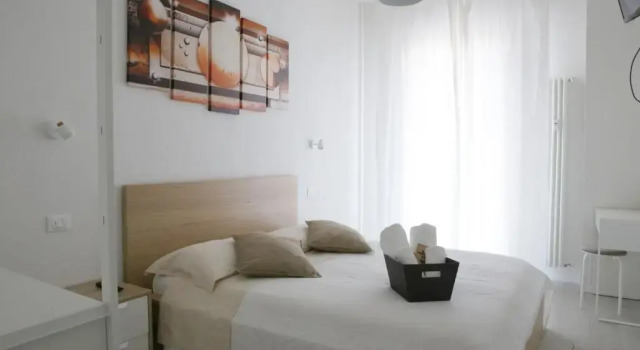 SoleLuna Fiera 6 Rooms, Забронировать Отель Сан-Донато 