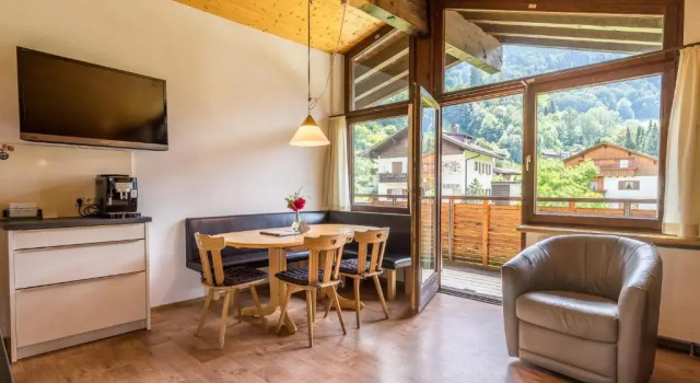 Апартаменты с 3 комнатами AlpenApart Montafon - Haus Engstler