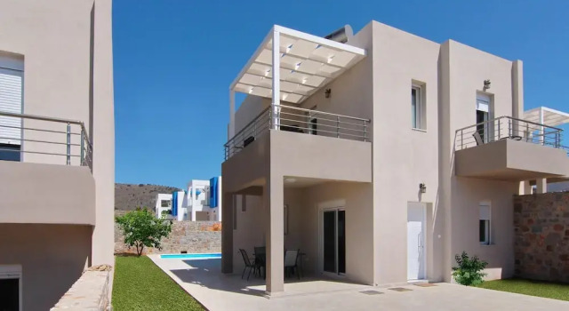 A Greatl 2 Bedroom Villa in Kounali, Crete With its own Swimming Pool, Забронировать Вилла Отели East Crete 3 звезды, 3*
