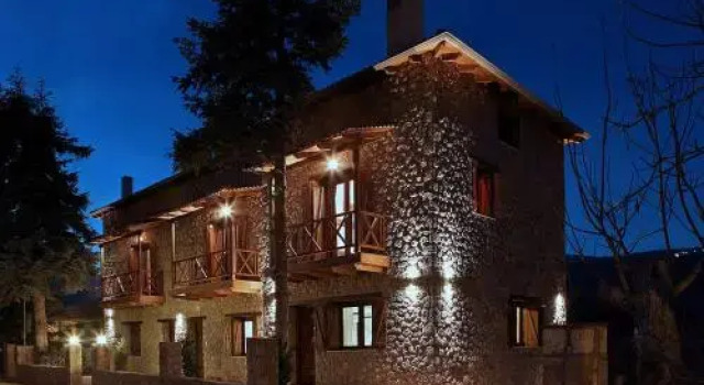 Guesthouse Elaia, Забронировать Отель Отели Ксилокастро-Евростиной с парковкой, Парковка
