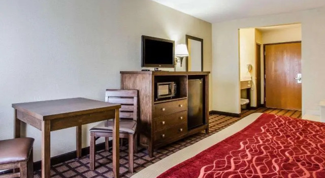 Люкс Quality Inn Perryville I-55