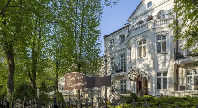 Maxymilian Unique Hotel, Забронировать Отель Отели в центре Колобжега с завтраком, отели в центре Колобжега с завтраком