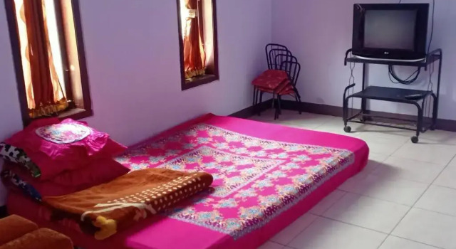 Villa Tengger Asri 5 Gunung Bromo, Book Villa Hotels in Bromo with Parking, Parking