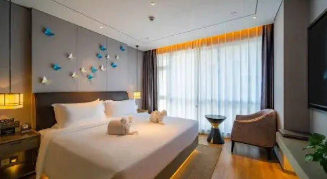 Люкс Premier Qintian Holiday Hotel