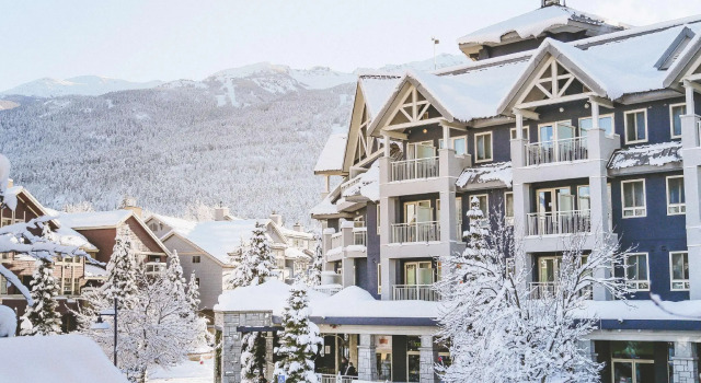 Summit Lodge & Spa, Book Boutique Hotel Hoteller i Britisk Columbia med pool, Swimmingpool