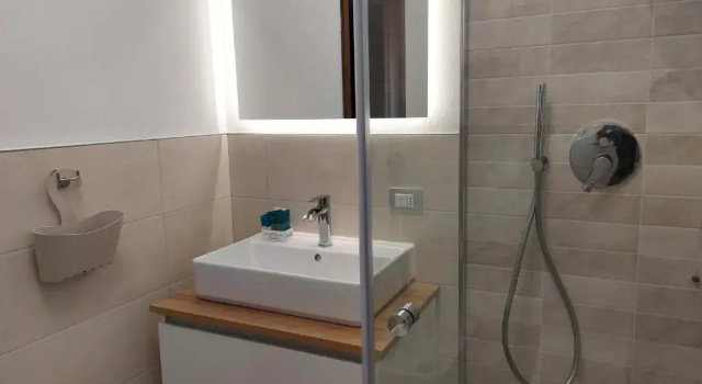 Апартаменты с видом на озеро My Sirmione Beach Apartment Superior