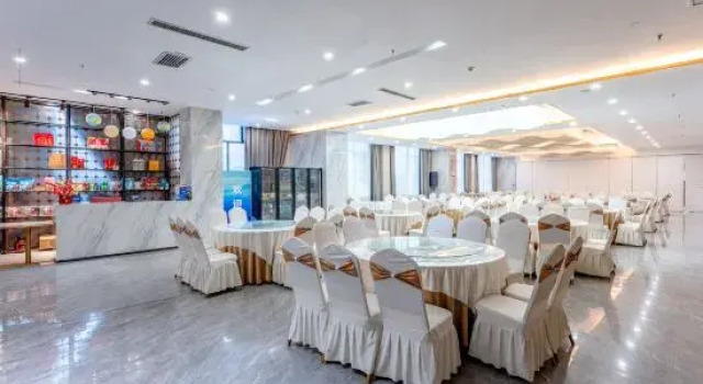 i Electronic Sports Hotel, Đặt Khách sạn Aral Trung Hoa