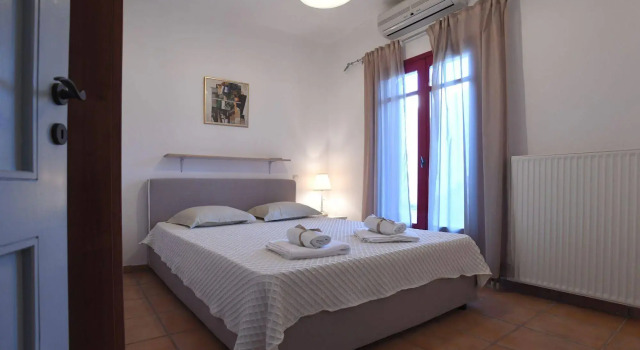 Glafki Studios & Suites