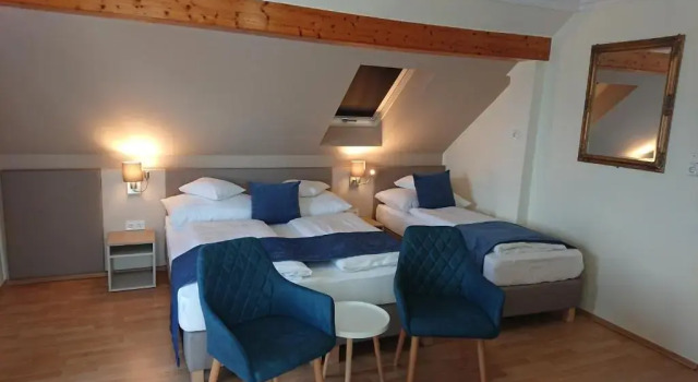 Трёхместный номер Standard с балконом Hotel Napsugár