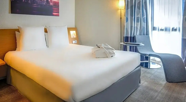 Номер Executive Novotel Paris Suresnes Longchamp