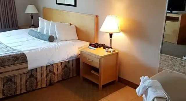 Люкс SureStay Plus by Best Western Coquitlam