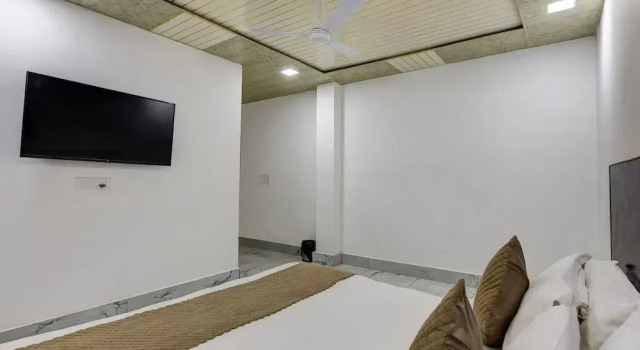Номер Standard Mauryan Signature hotel Devli Khanpur