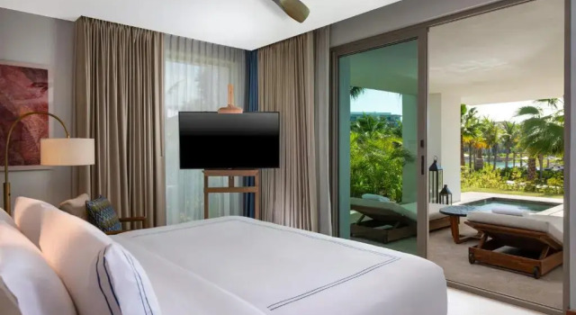 Двухместный люкс с частичным видом на океан Conrad Punta de Mita