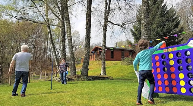 Luxury Woodland Oak Lodge, Забронировать Отель Отели Центральной Шотландии с парковкой, Парковка