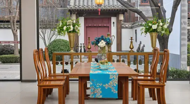 Kaifeng Millennium City Park Longting Lake Courtyard Hotel, Book Hotel Kaifeng Henan