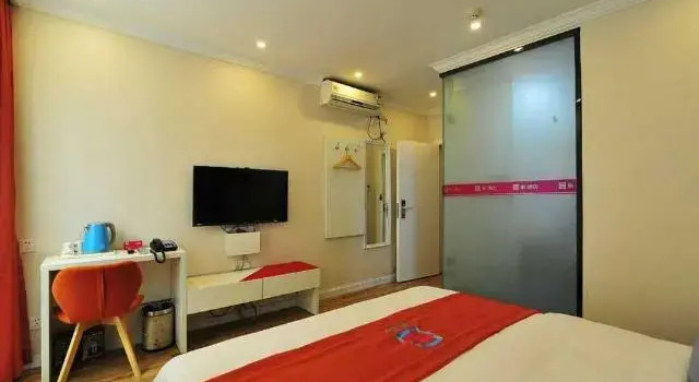 Pai Hotel Guiyang Fountain Metro Station, Забронировать Отель Отели Гуйян с парковкой, рядом с Modern Capital, Парковка