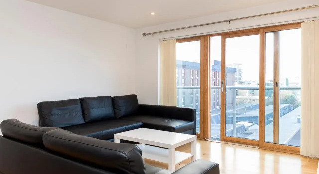 Latitude Serviced Apartments, Varaa Huoneisto Asunnot kohteessa Merseyside, Huoneisto