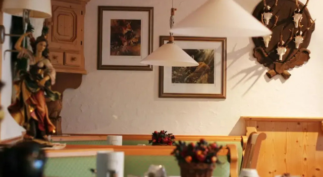 Seehotel Jaegerhof Hubertus, Prenota Hotel Spiez Thun Region
