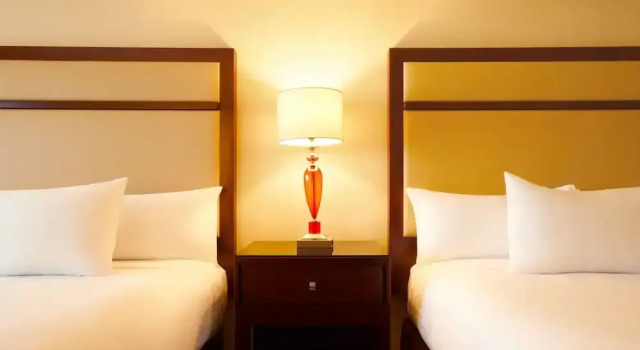 Четырёхместный номер Premium Eldorado Reno, A Caesars Destination