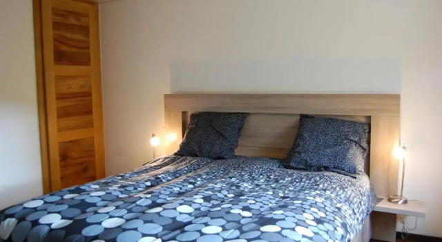 gite Blanche Graine, Book Apartment  