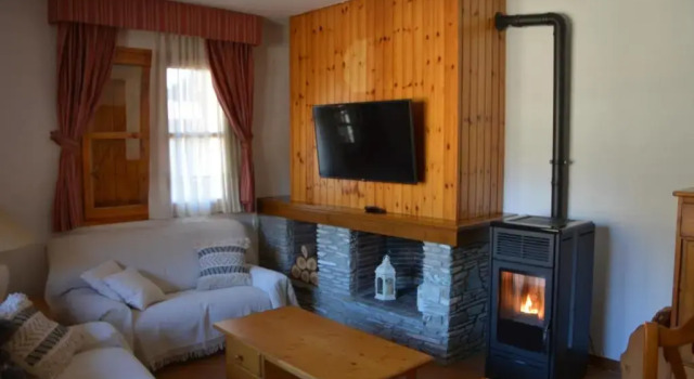 Апартаменты Apartament Montsent