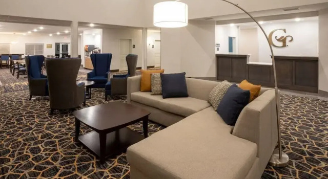 Little Crow Hotel & Conference, Trademark by Wyndham, Prenota Hotel Willmar Minnesota