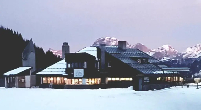 Casa Ciotoli, Забронировать Отель Отели Livinallongo del Col di Lana с парковкой, Парковка