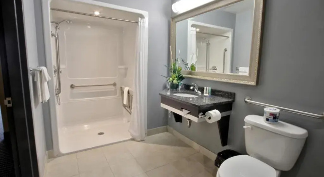 Номер Standard Quality Inn & Suites Victoriaville