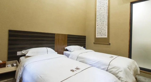 Zaiyang Inn, Boek Hotel Hotels in Guangdong met parkeren, Parkeren