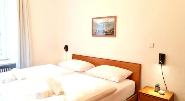 Apartment Emilie with parking historic city center