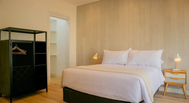 Коттедж w Inviting 3BR w Balcony in Hip Miraflores