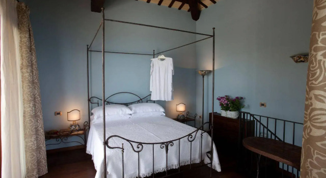 Borgo Fonte Scura, Book Hotel Hoteller i Teramo med pool, Swimmingpool