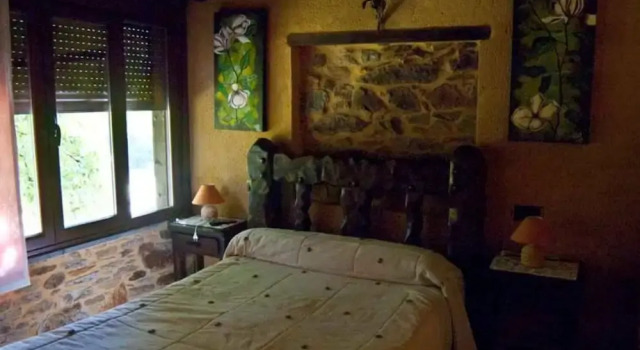 Casa Rural El Nogal, Забронировать Отель Галенде 
