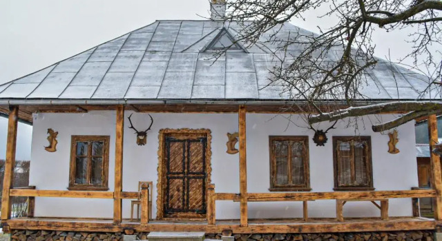 Casuta Vanatorului Campulung Moldovenesc, Prenota Casa vacanze Ville a Suceava, Villa