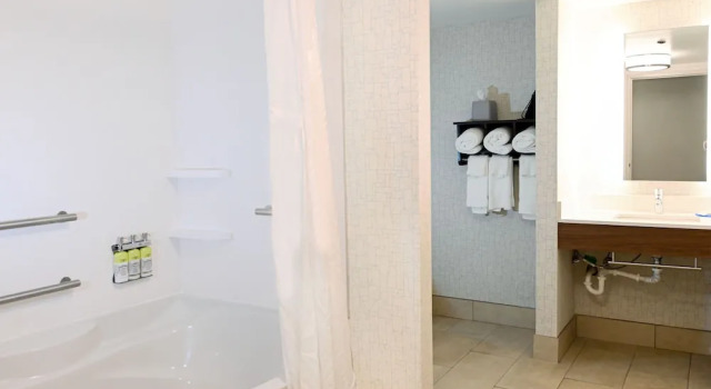Одноместный люкс Holiday Inn Express Richmond Airport by IHG