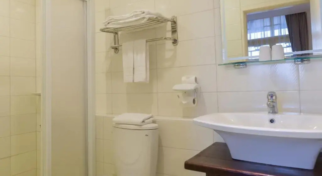 Четырёхместный номер Standard Lishan Guest House