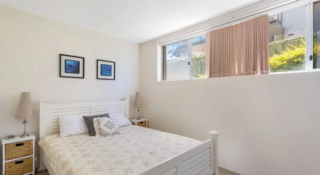 5 'Casuarina's ' 33 Soldiers Point Road - superb waterfront unit