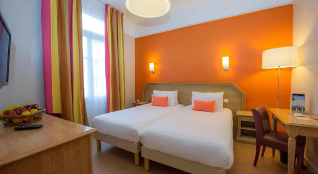 Двухместный номер Standard Hôtel Miléade LOrangeraie - entièrement rénové
