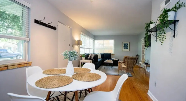 The Denver Den in Mayfair Park Enormous Backyard With Grill Sleeps 7