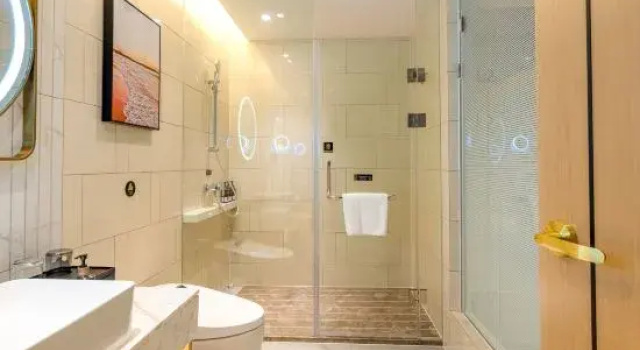 Люкс Deluxe с красивым видом из окна Vienna International Hotel Huai'an Lianshui Riverside Wuyue Plaza Wudao Lake
