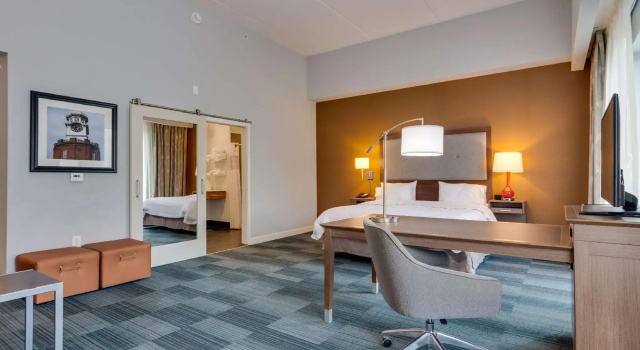 Четырёхместная студия Hampton Inn and Suites Rome, GA
