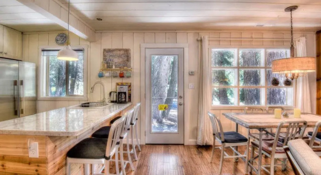 Tahoe Pines Cabin