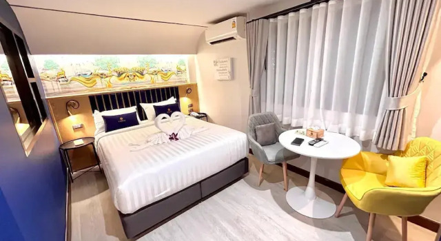 Khota Hill Hotel, Varaa Hotelli Hotellit North-Eastern Thailand pysäköinnillä, Pysäköinti